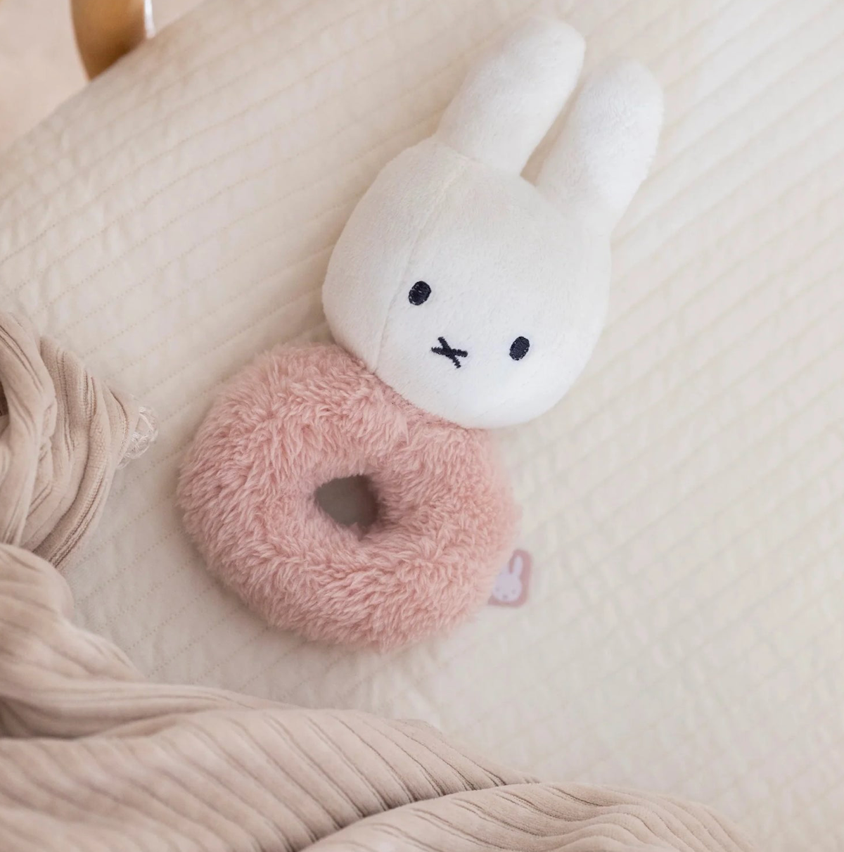 Miffy Rattle Fluffy - Pink