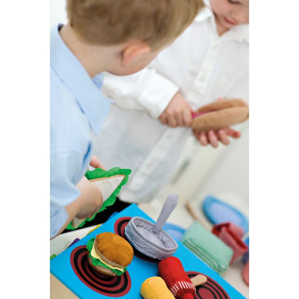 Oskar & Ellen BBQ Cooking Set