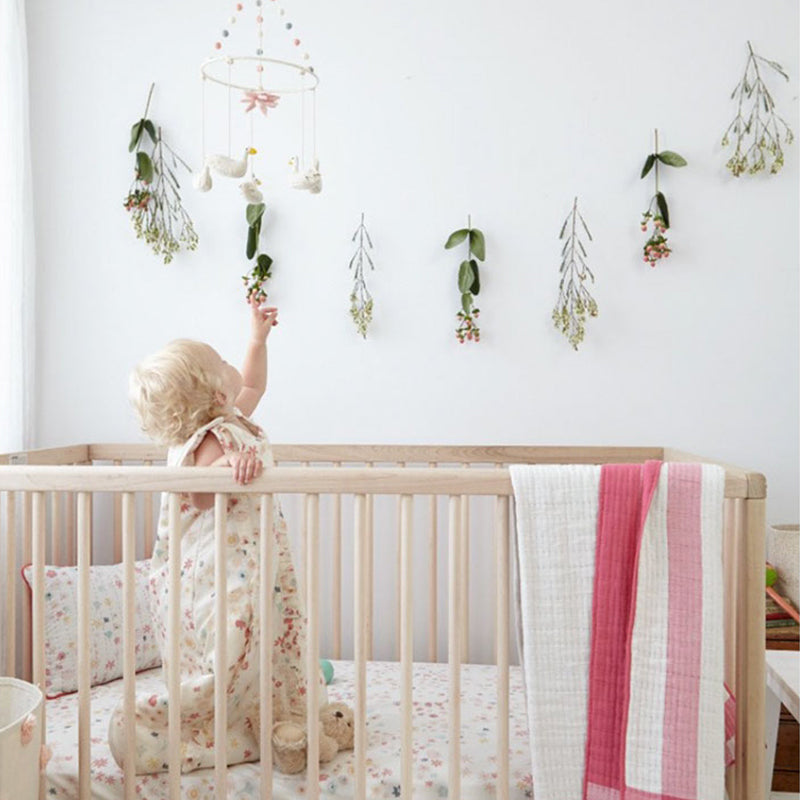 Pram crochet swan toy