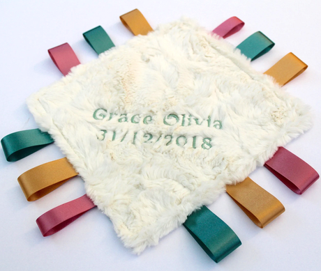 Dovestone Rabbits Sage Comforter